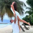 Анастасия с мужем на Мальдивах